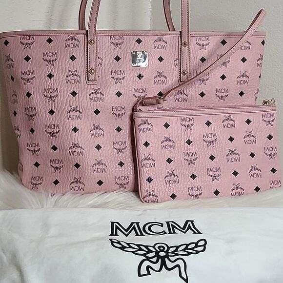 💯Authentic MCM Visetos Pink Tote Bag with Pouch 🍀 - Picture 4 of 16